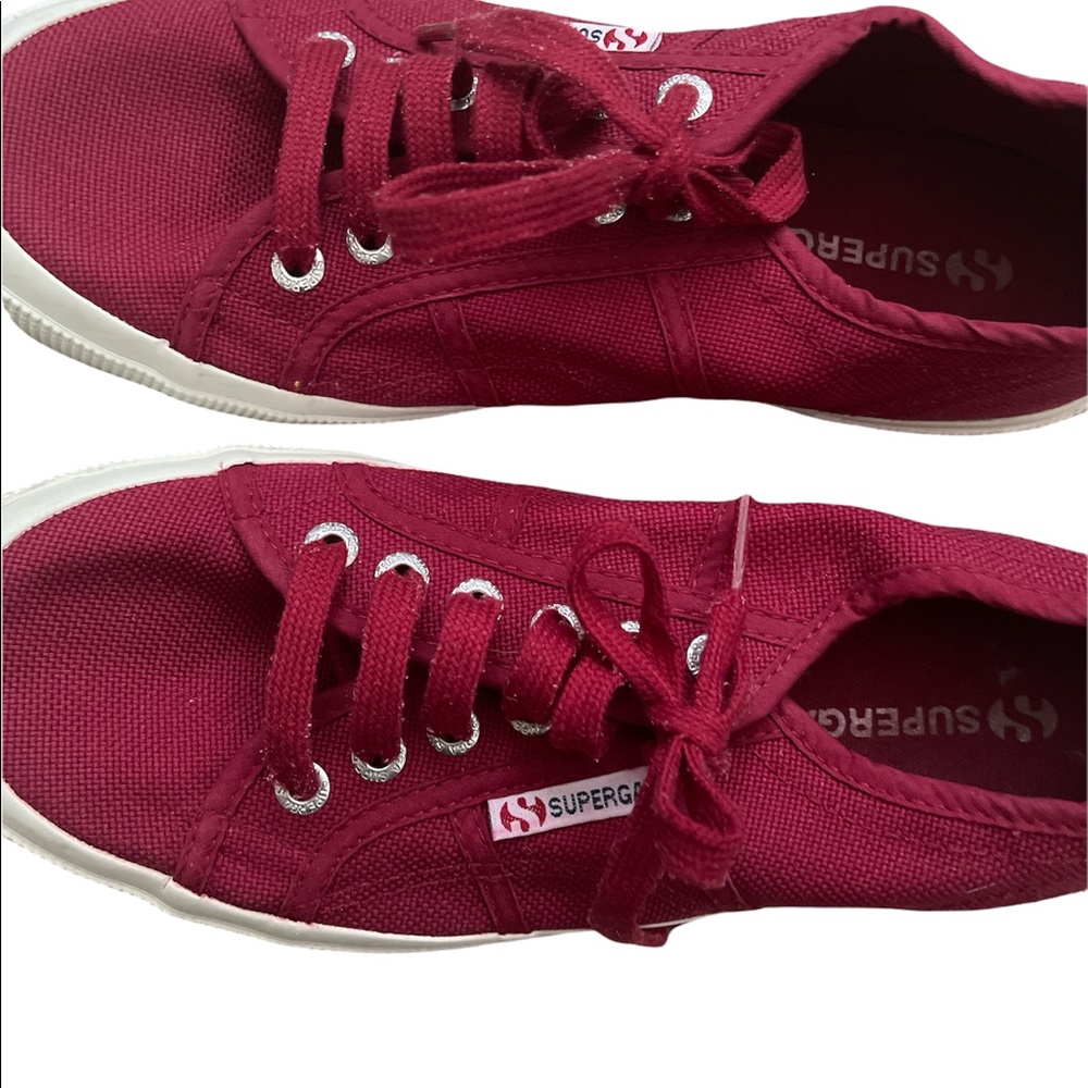 Superga. Size 8 - Picture 3 of 6